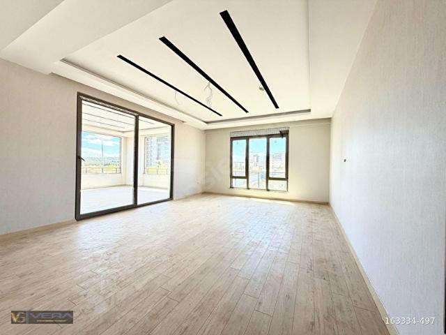 YAMAÇTEPE MH. 1. SINIF İŞÇİLİKLİ 4.5+1 SATILIK DAİRE!