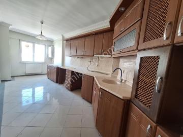 Yaman'dan Bolvadin İmaret Mah. 3+1 Kiralık Daire