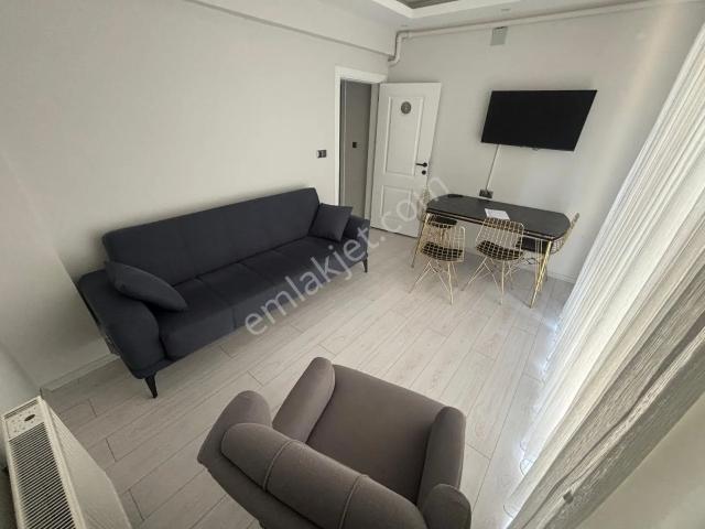 Yaman'dan Bolvadin Konak Mah. Eşyalı 1+1 Kiralık Daire