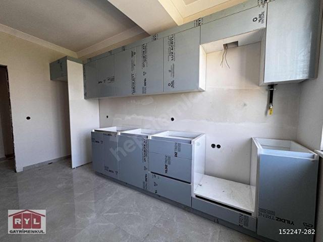 YAMANEVLER MAHALESİ 2+1 SATLIK SIFIR ARA KAT DAYRE
