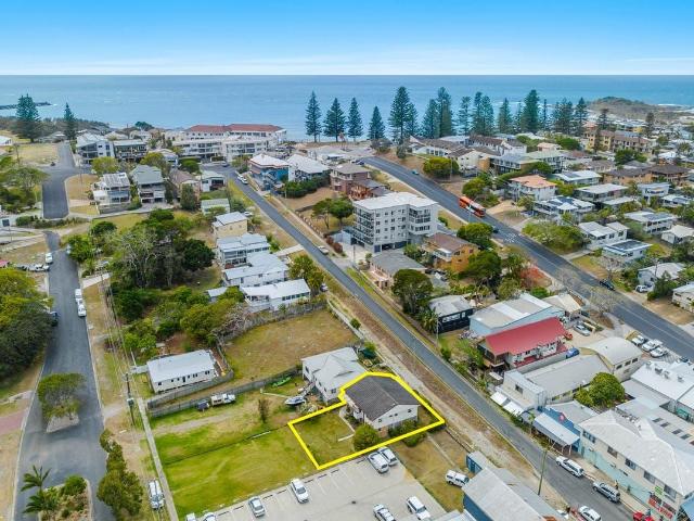 Yamba, 15 High Street