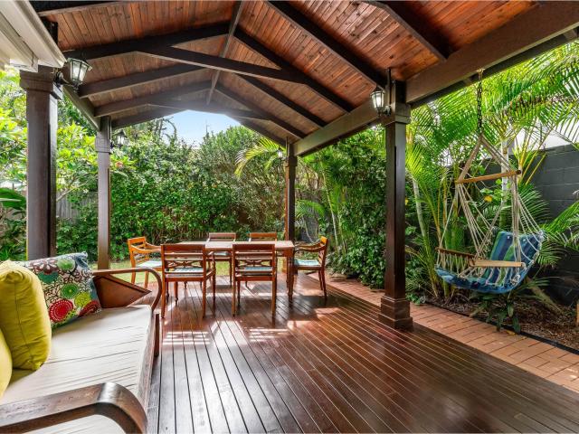 Yamba, 2/10 Beachside Way