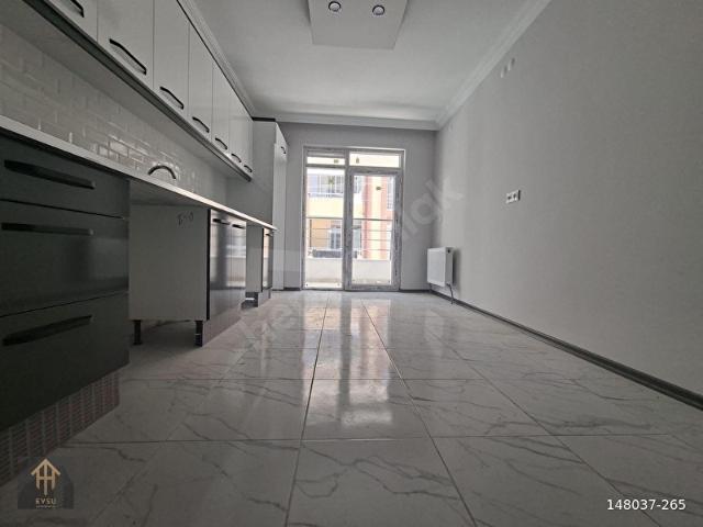 YANARTAŞ SK. YAKINI İSKANLI TAPU MASRAFSIZ KATTA TEK 3+1 DAİRE