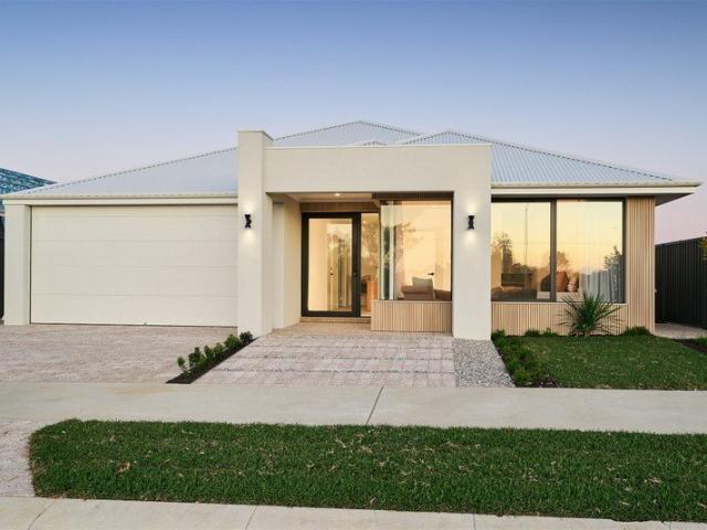 YANCHEP EXCLUSIVE NEW 4 BEDROOM HOME