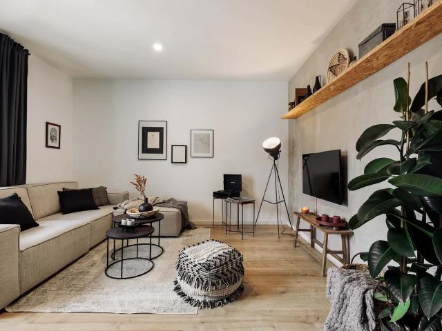 Yangra 2 bedrooms in Eixample Esquerra