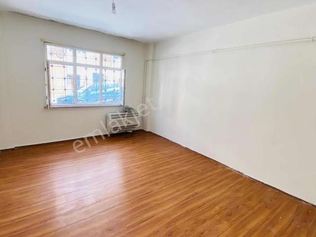 Ünalan Mah 1+1 Giriş Kat Kiralık Daire