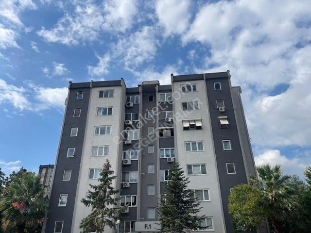 Yahyakaptan'da Merkezi Konumda 3+1 Eşyalı Kiralık Daire