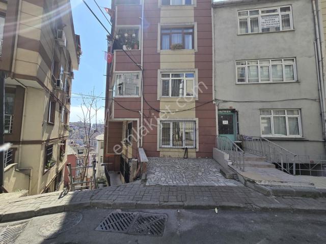 Yahyakemal Mahallesinde 2+1 Kiralık Daire