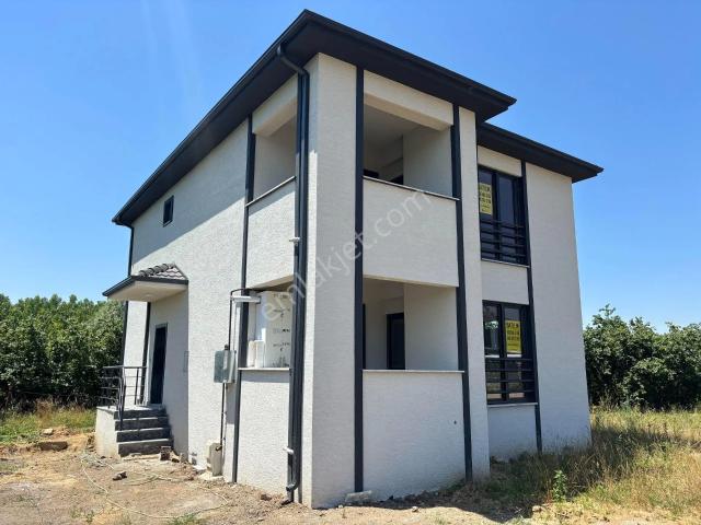 Yahyalar Mahallesi 384 M2 Arsa İçerisinde 4+1 182 M2 Satılık Müstakil Villa
