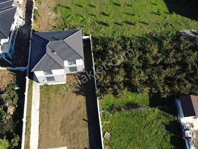 Yahyalar Mahallesinde Satılık 4+1 Geniş Ferah 633m2 Arsası Olan Villa
