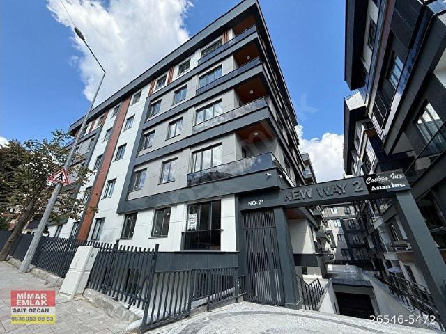 YAKUPLU MAHALLESİNDE METROBÜSE YÜRÜME 7 DK KİRALIK SIFIR 1+160M