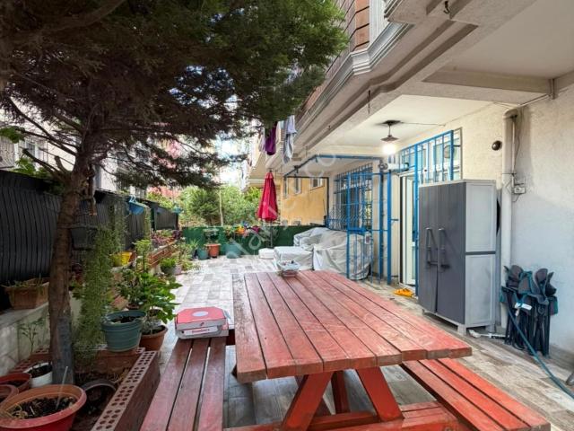 Yakuplu'da Metrobüse Yakın Özel Bahçeli Genişm2li 3+1 Bahçe Katı
