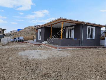Yaka İnşaat Gayrimenkul'den İçinde 1+1 60 M2 Evli 300m2 Bahçe