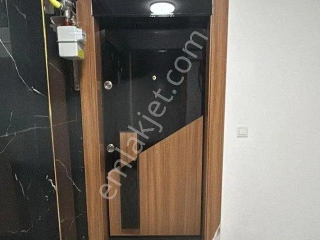 Yakacık Mahallesi Yerden Isıtmalı Kiralık 3+1