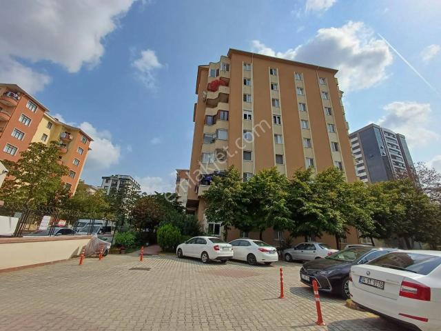 Yakacık Merk 7/24 Güv. Kırlangıç Sitesi Full Mobilyalı 2+1
