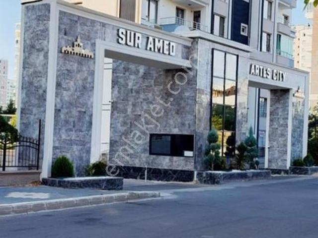 Yakamoz Emlak`tan Kayapınar Fırat Mah.3+1 Satılık Daire