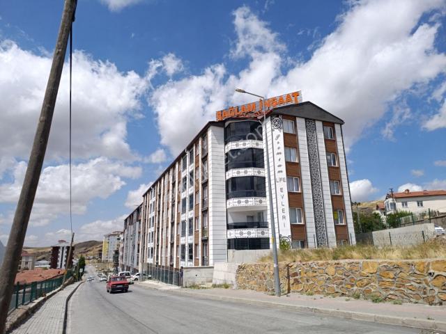 Yakamoz Emlak'tan Adalet Sarayı Yanında 2+0 Eşyalı Daire