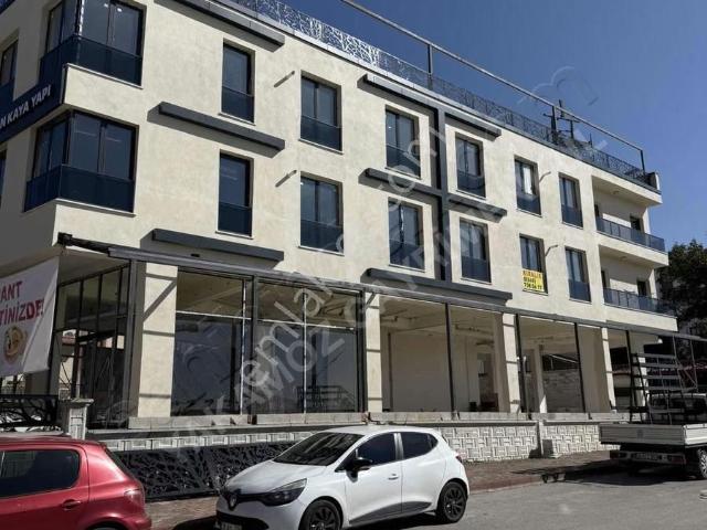 Yakamoz Gayrimenkulden Kiralık 2+1 Daire ofis