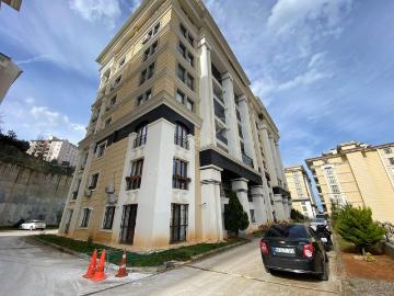 Yalı Gayrimenkulden Lüx Site İçerisinde Kiralık 3+1 Eşyalı Daire