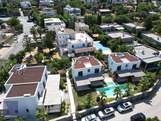 Yalıkavak'ta Denize Yakın Sadece 3 Villalık Lüks Proje