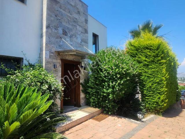 Yalıkavak Geriş'de Deniz Manzaralı Villa