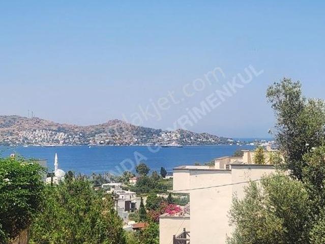 Yalıkavak Geriş'de Deniz Manzaralı Müstakil Ev