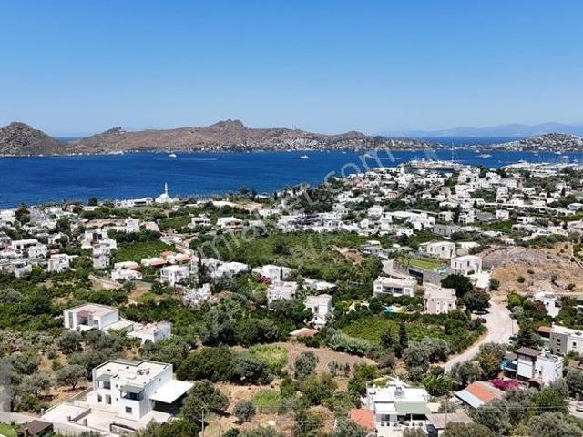 Yalıkavak Geriş Deniz Manzaralı, Site İçi Satılık Villa