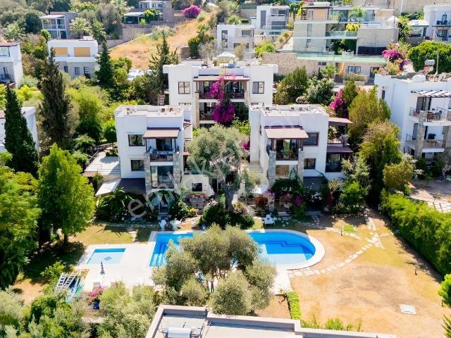 Yalıkavak Geriş Denize 300 Mt Bahçe Terası Havuz Manzaralı Daire