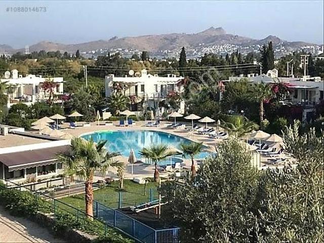 Yalıkavak Marinaya Yürüme Mesafesinde Site İçerisinde 2+1 Daire