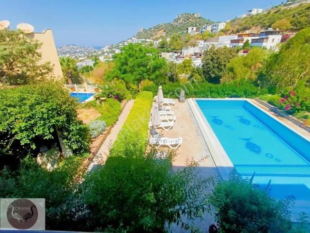 Yalıkavak Merkeze Yakın Havuzlu Sitede Keyifli