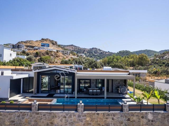 Yalıkavak Site İçi Özel Havuzlu Ultra Lüks 4+1 Müstakil Villa