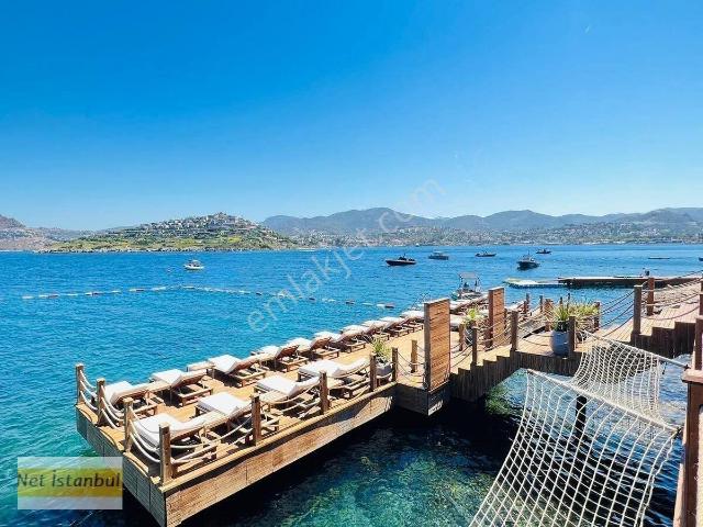 Yalıkavak Tilkicik Koyu Denize Sıfır 3+1 Satılık Bahçeli Daire