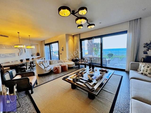 Yalıkavak Tilkicik Koyunda Ultralux Havuzlu 5+1 Villa
