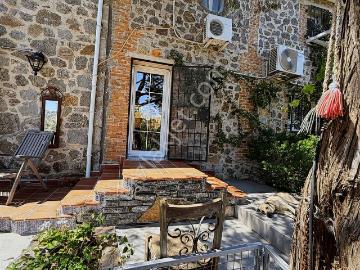 Yalıçiftlik' Te Yıllık Kiralık Masal Gibi Villa