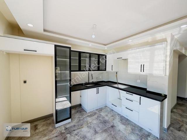 Yalı Mah.de 3+2 Forleks Yerden Isıtmalı Bahçeli Villa