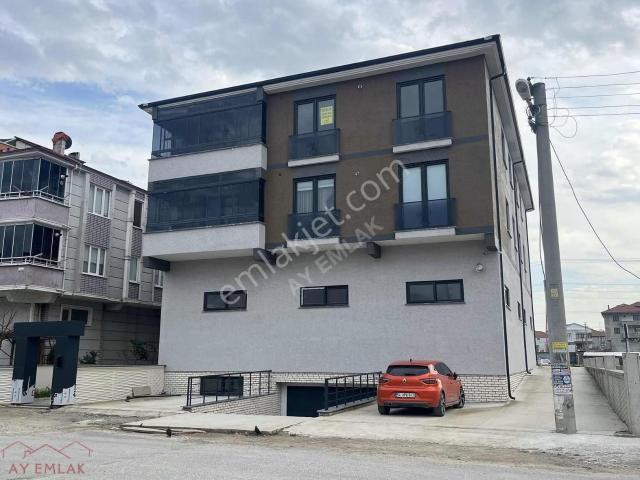 Yalı Mahallesinin Merkezinde 4+1 145m2 Ultra Lüks Kiralık Daire