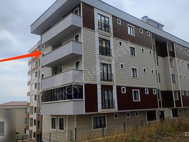 Yalıncak Mahallesinde Satılık 4. Kat 4+1 Daire