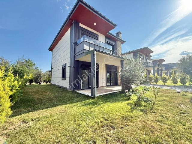 ꔪyalçın'dan ▀▄kaçmaz Fırsat Lüks Geniş 4+1 Satılık Villa▀▄