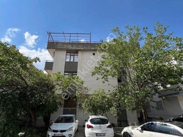 Yalçınkaya Emlaktan Gazi Mahallesinde Giriş Kat 3+1