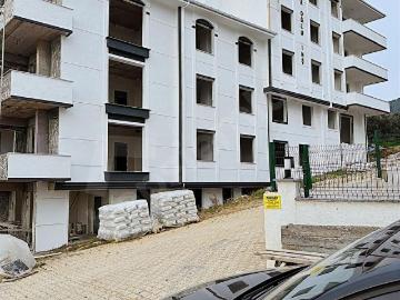YALAVO ARMUTLU BAYIR MAHALLESİ 2+1 100m2 SIFIR DAİRE GİRİŞ KATI