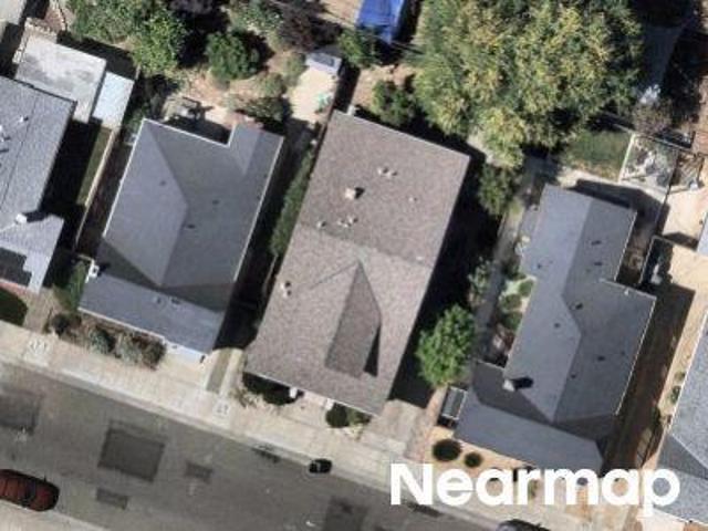 Yale St