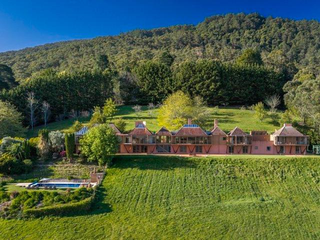 'Yallock Park' A Landmark Estate in the Heart of the Upper Yarra Valley