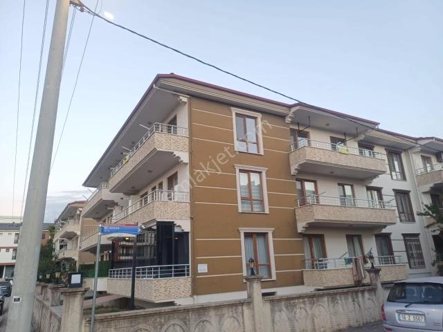 Yalova Adnan Menderes Mah. Site İçinde Geniş Ferah 3+1 Kiralık Daire