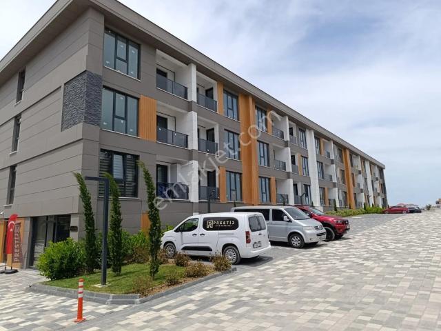 Yalova Akyol Lounge'de Deniz Manzaralı Kiralık Daire