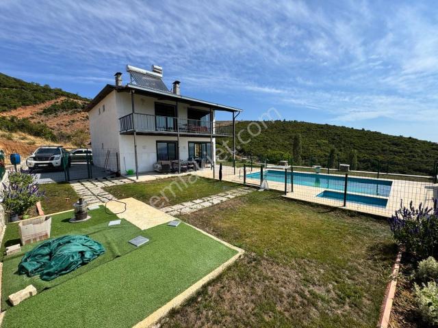 Yalova Armutlu‘da 9.697 M2 Arsaya Sahıp Satılık Villa