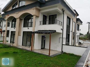 Altınova, Yalova ili, Marmara Bölgesi