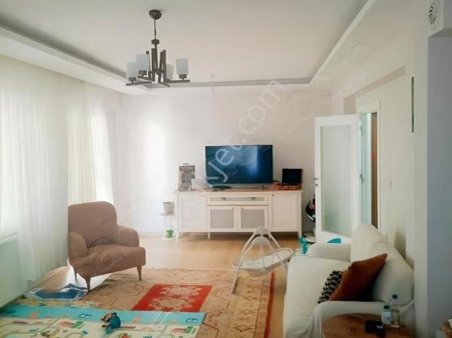 Yalova Çiftlik Köyü Sahilde Kiralık Daire