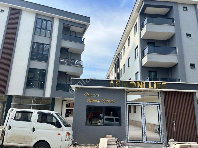 Yalova Çiftlikköy Acamar Armoni Lıfe Sitesinde Kiralık Ara Kat Daire