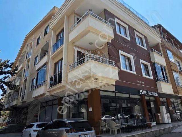 Yalova Çiftlikköy Sahil'de Kiralık 4+2 300m² Dubleks Daire