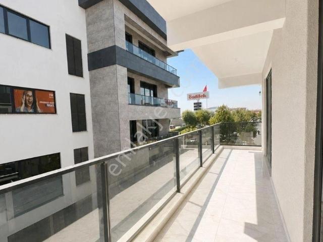 Yalova Çiftlikköy Sahil'de Satılık Sıfır 3+1 Daire özdilek Yanı